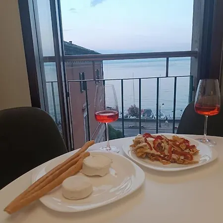 Casaleda, Delizioso Loft Fronte * Toscolano-Maderno