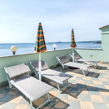 Casaleda, Delizioso Loft Fronte Appartamento